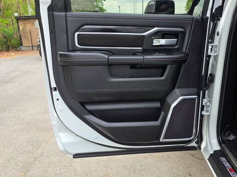 Used 2022 RAM 3500 Laramie AWD/4WD image 27