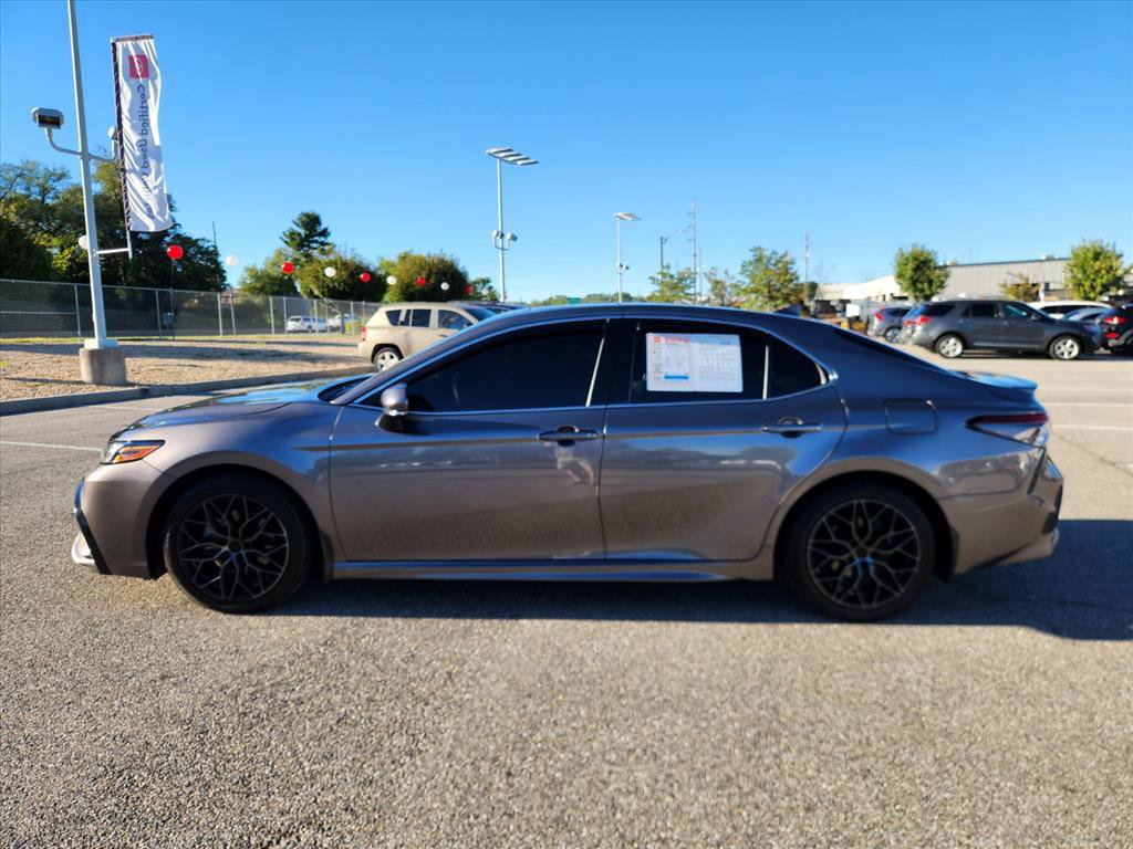 Used 2024 Toyota Camry XSE w/ Cold Weather Package FWD image 8