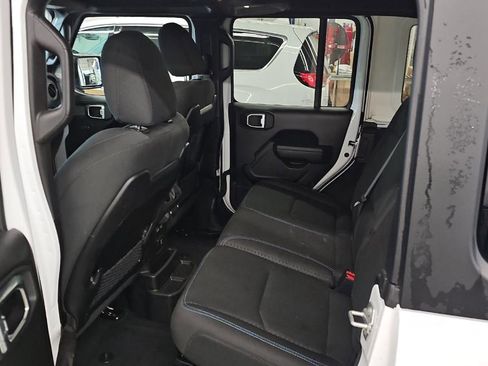 Used 2025 Jeep Wrangler Unlimited Rubicon 4xe w/ Safety Group image 9