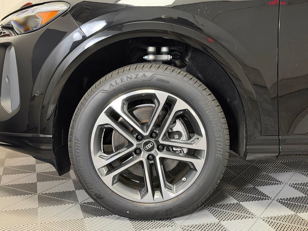 New 2026 Audi Q5 Premium Plus AWD/4WD image 11