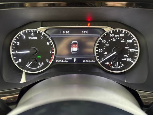 Used 2023 Nissan Pathfinder SL image 14