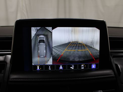 Used 2024 Chevrolet Tahoe LT w/ Luxury Package image 22