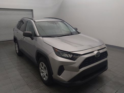 Used 2019 Toyota RAV4 LE image 13