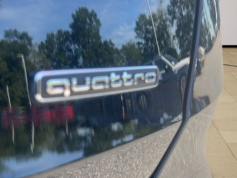 Used 2022 Audi Q3 2.0T Premium Plus AWD/4WD image 14