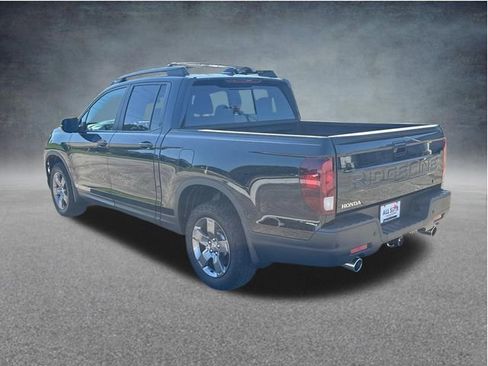 Used 2024 Honda Ridgeline TrailSport image 7
