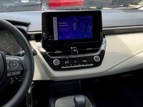 Used 2024 Toyota Corolla LE FWD image 7