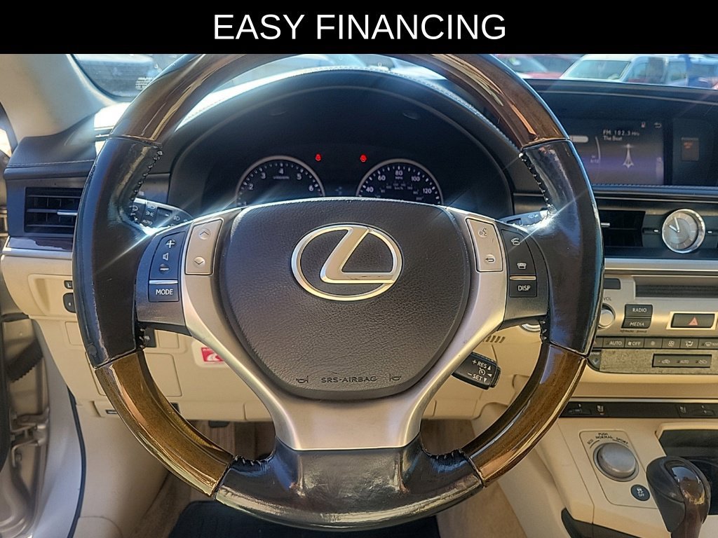 Used 2015 Lexus ES 350 w/ Premium Package FWD image 20