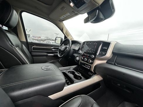 Used 2019 RAM 1500 Laramie image 16