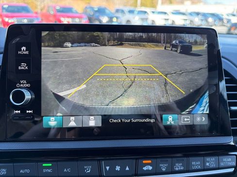 New 2026 Honda Odyssey Touring image 23