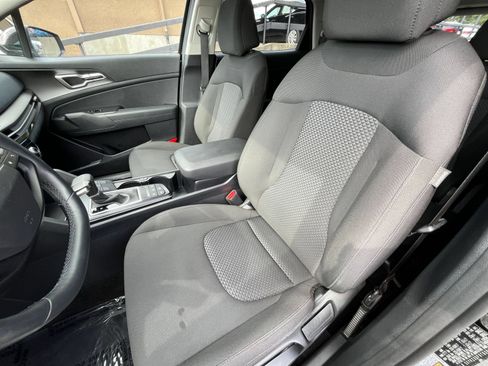 Used 2026 Kia Sportage LX FWD image 37