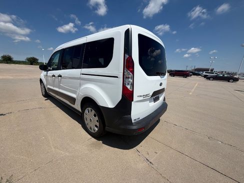 Used 2019 Ford Transit Connect XL FWD image 6