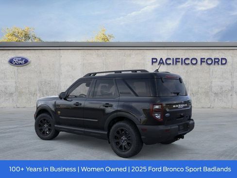 New 2025 Ford Bronco Sport Badlands image 5