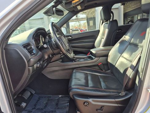 Used 2024 Dodge Durango GT image 2