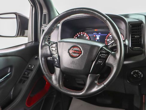 Used 2024 Nissan Frontier PRO-4X w/ Off-Road Protection Package image 13