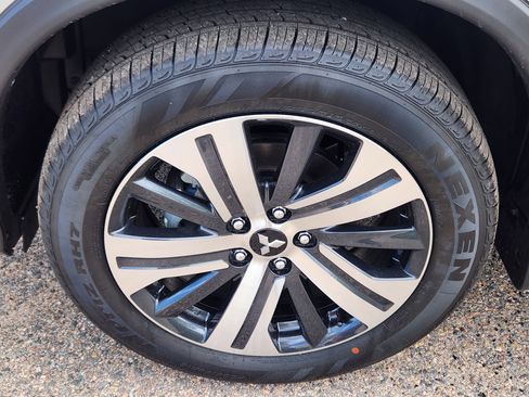 New 2025 Mitsubishi Outlander Sport SE image 7