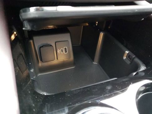 New 2025 Ford Explorer Platinum w/ Ultimate Package image 27