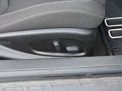 Used 2019 Chevrolet Camaro LT w/ RS Package image 28