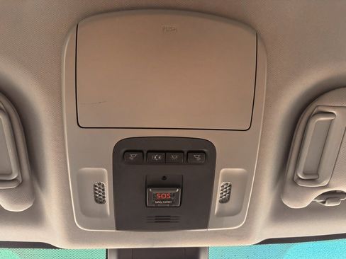 Used 2018 Toyota Camry XLE w/ Audio Package image 23