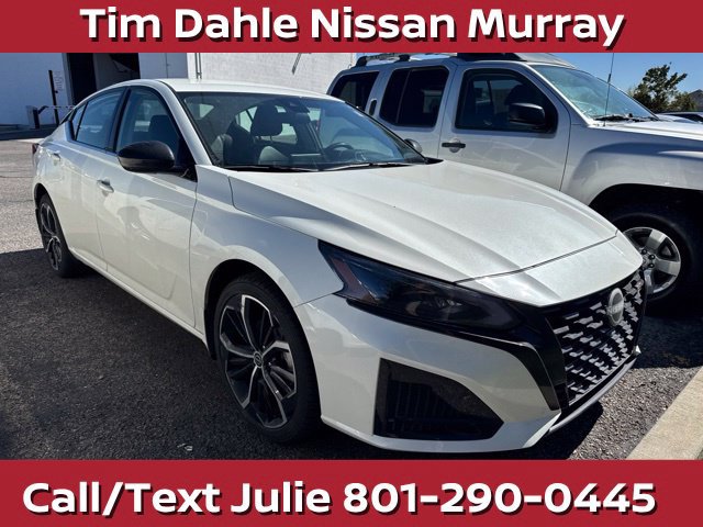Used 2023 Nissan Altima 2.5 SR AWD/4WD image 1