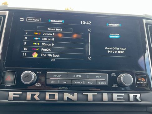 Certified 2025 Nissan Frontier SV image 12