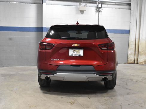 Used 2025 Chevrolet Blazer LT AWD/4WD image 26