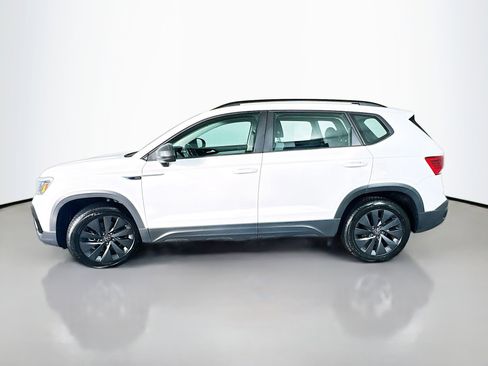 Used 2024 Volkswagen Taos S image 4