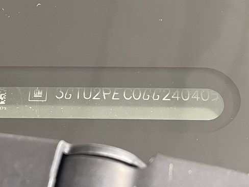 Used 2016 GMC Sierra 1500 Denali w/ Enhanced Driver Alert Package image 28