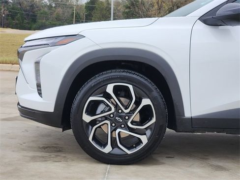 Certified 2024 Chevrolet Trax RS w/ Sunroof Package image 10