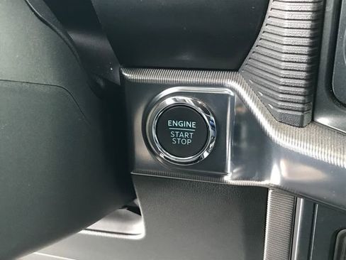 Used 2025 Ford F150 Platinum w/ Equipment Group 702A High image 13