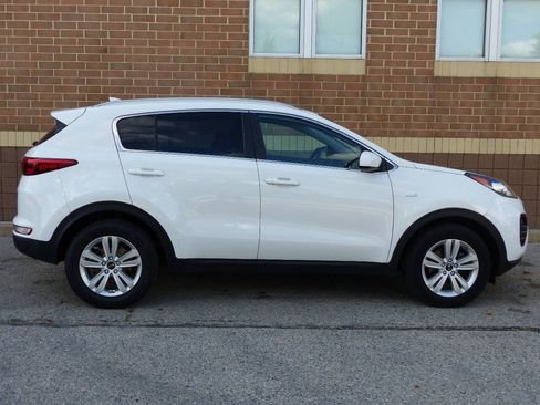 Used 2019 Kia Sportage LX w/ LX Popular Package AWD/4WD image 11
