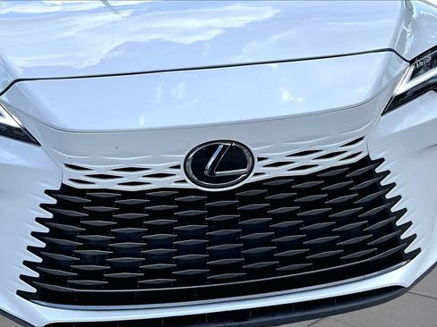 Used 2024 Lexus RX 350h w/ Accessory Package (Z1) AWD/4WD image 29