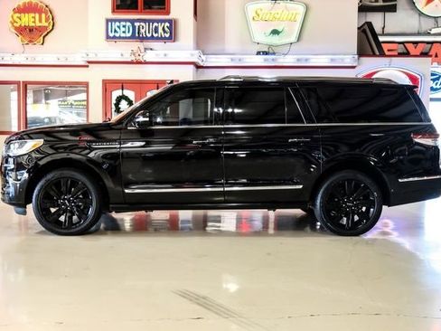 Used 2022 Lincoln Navigator L Reserve image 12
