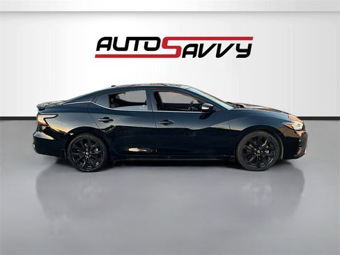 Used 2020 Nissan Maxima SR w/ Sport Mat Group image 8