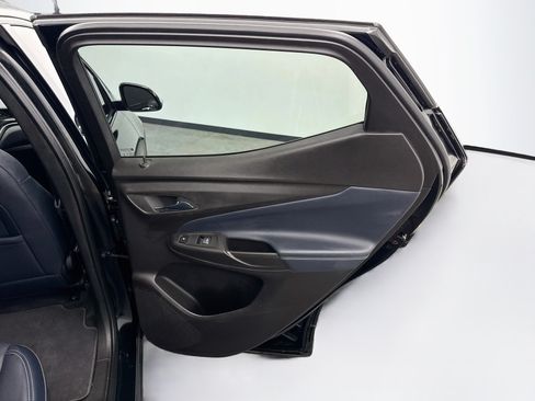 Used 2023 Chevrolet Bolt EUV Premier FWD image 28