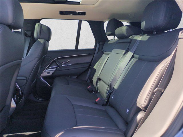Used 2024 Land Rover Range Rover SE AWD/4WD image 21