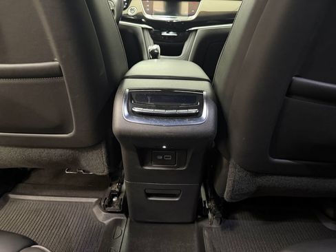 Used 2020 Cadillac XT6 Premium Luxury w/ Platinum Package AWD/4WD image 29