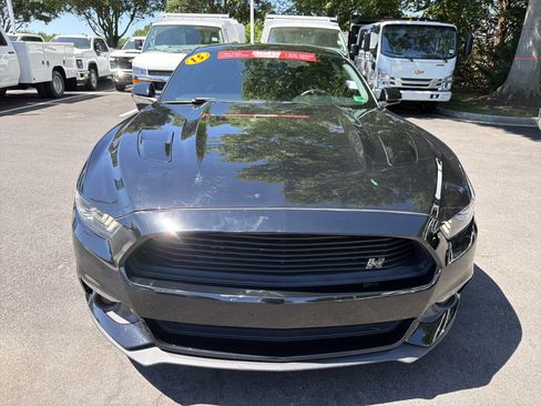Used 2015 Ford Mustang GT Premium w/ Equipment Group 401A RWD image 3