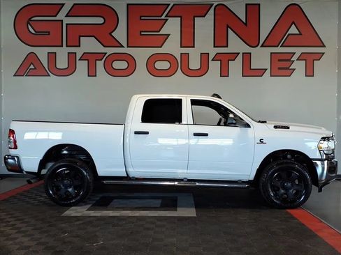 Used 2021 RAM 2500 Tradesman AWD/4WD image 1