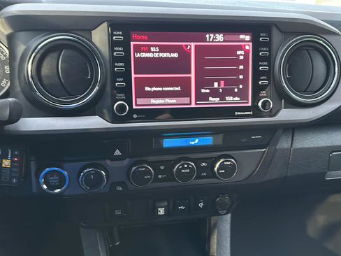 Certified 2023 Toyota Tacoma TRD Off-Road image 37