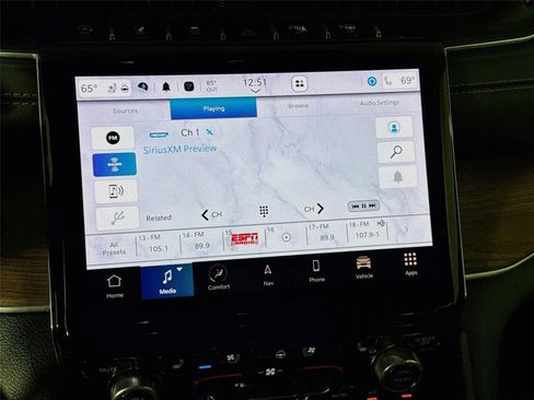 Used 2022 Jeep Grand Cherokee Summit w/ Adv Protech Group IV AWD/4WD image 15