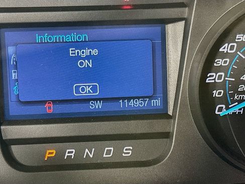 Used 2015 Ford Taurus SE FWD image 17