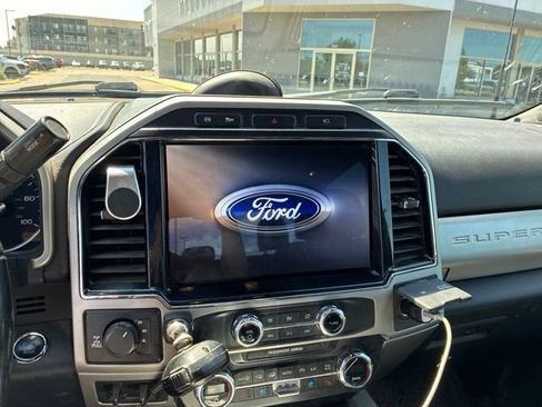 Used 2022 Ford F350 Lariat w/ Lariat Ultimate Package AWD/4WD image 10