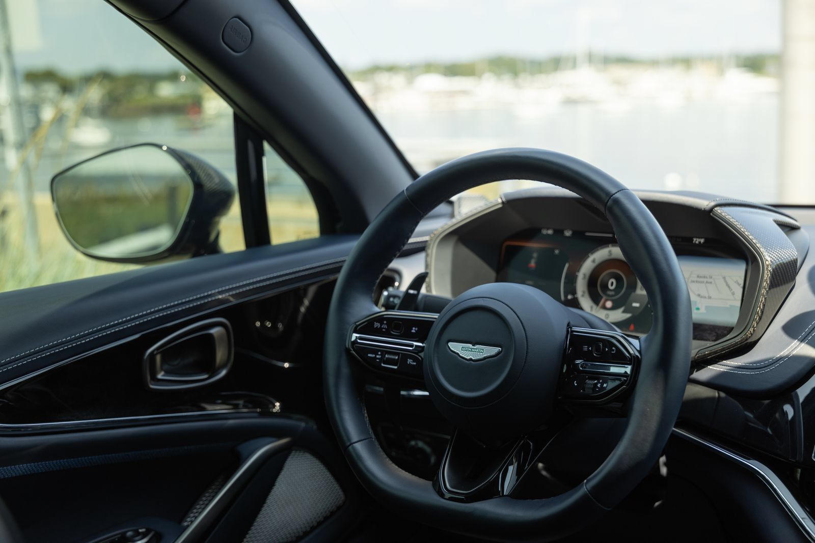 Used 2025 Aston Martin DBX 707 AWD/4WD image 16