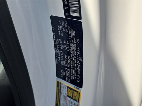 New 2026 Kia Carnival EX image 38