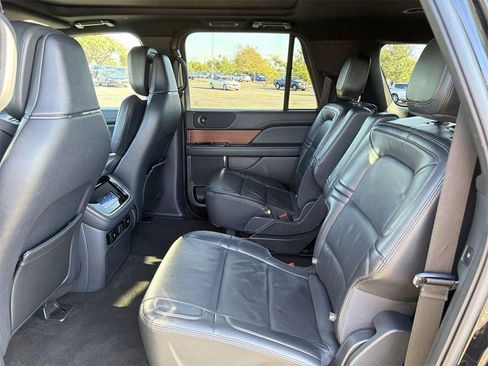Used 2023 Lincoln Navigator L Reserve image 27