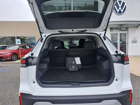 New 2026 Volkswagen Tiguan S FWD image 24