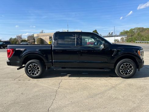 Used 2022 Ford F150 XLT w/ Equipment Group 302A High image 7