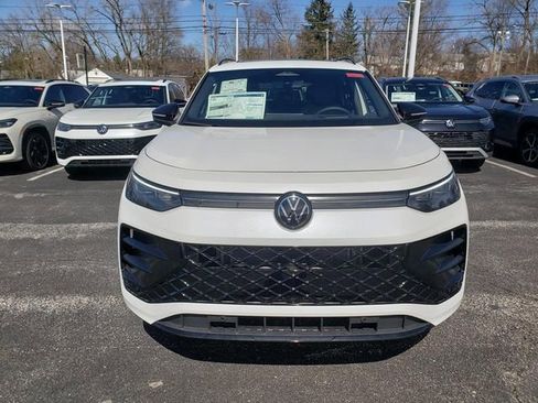 New 2026 Volkswagen Tiguan SE R-Line AWD/4WD image 2