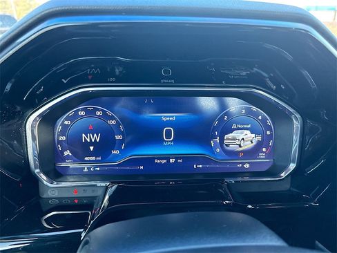 Used 2024 Chevrolet Silverado 1500 RST image 12