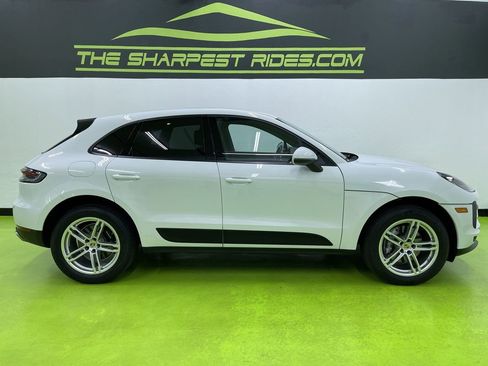 Used 2020 Porsche Macan image 11